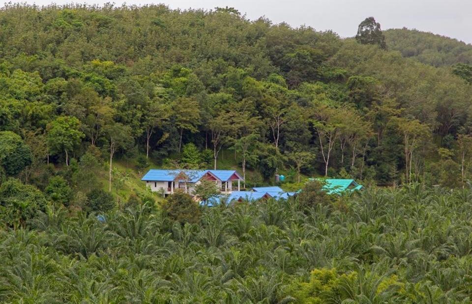 萨瓦斯蒂家庭住宿及游泳池度假村 蔻立 外观 照片